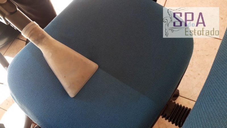 Limpeza de Cadeira Estofada Passargada - Limpeza de Cadeiras Estofadas Limpeza de Cadeira Estofada Passargada - Limpeza de Cadeiras Estofadas