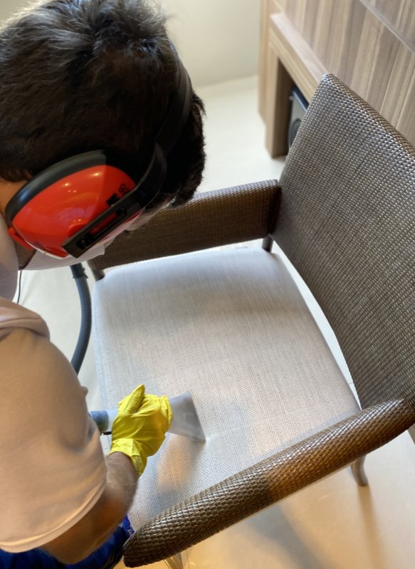 Limpeza de Cadeiras e Estofados Nova Petrópolis - Limpeza de Cadeiras